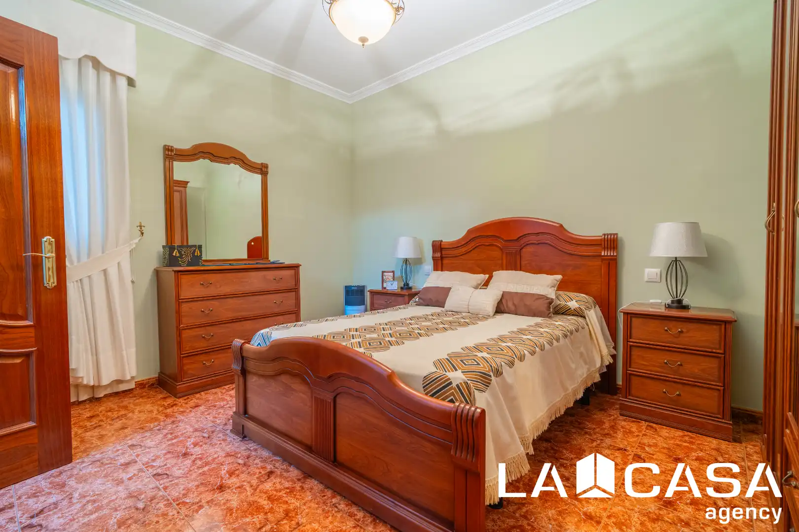Bedroom of Houses for sale in Dos Hermanas  with Air Conditioner, Heating and Furnished