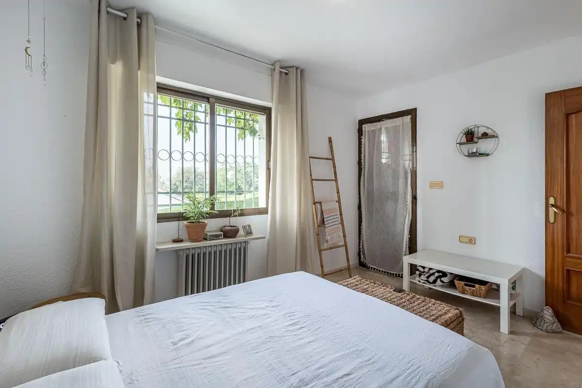 Bedroom of Houses for sale in Cájar  with Heating, Private garden and Swimming Pool