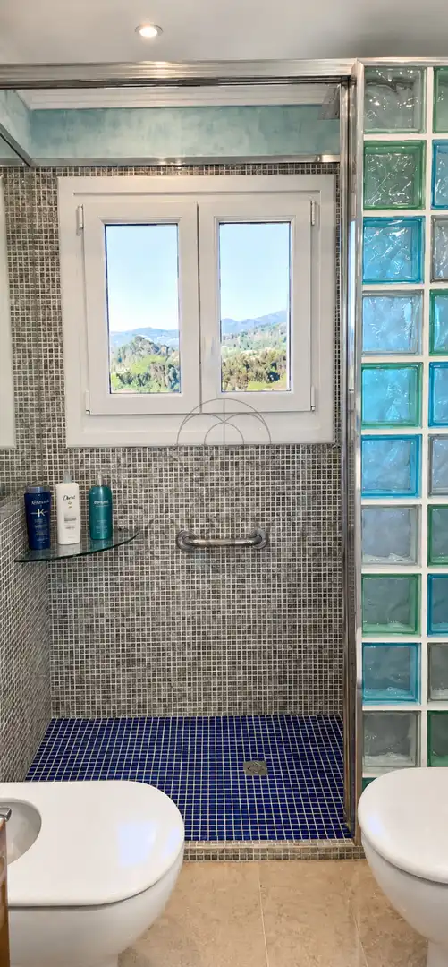 Baño de Casa o chalet de alquiler en Gondomar con Jardín privado, Piscina y Amueblado