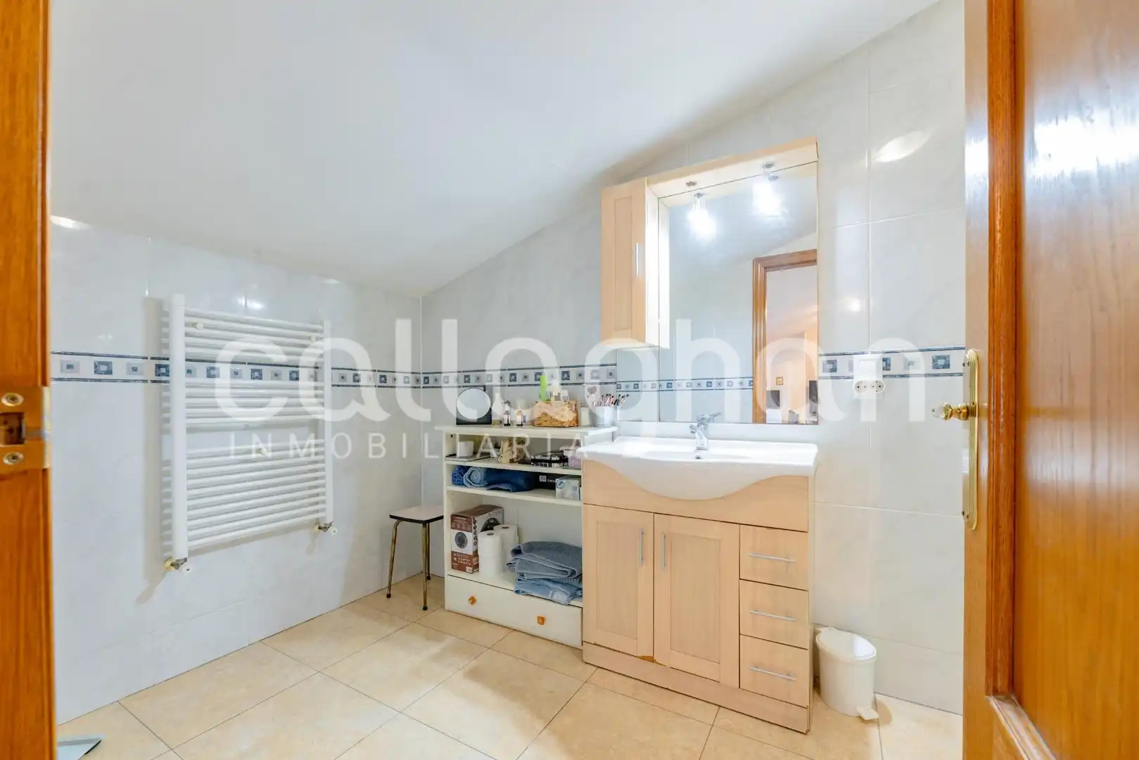 Bathroom of Houses for sale in Serra  with Air Conditioner, Heating and Private garden