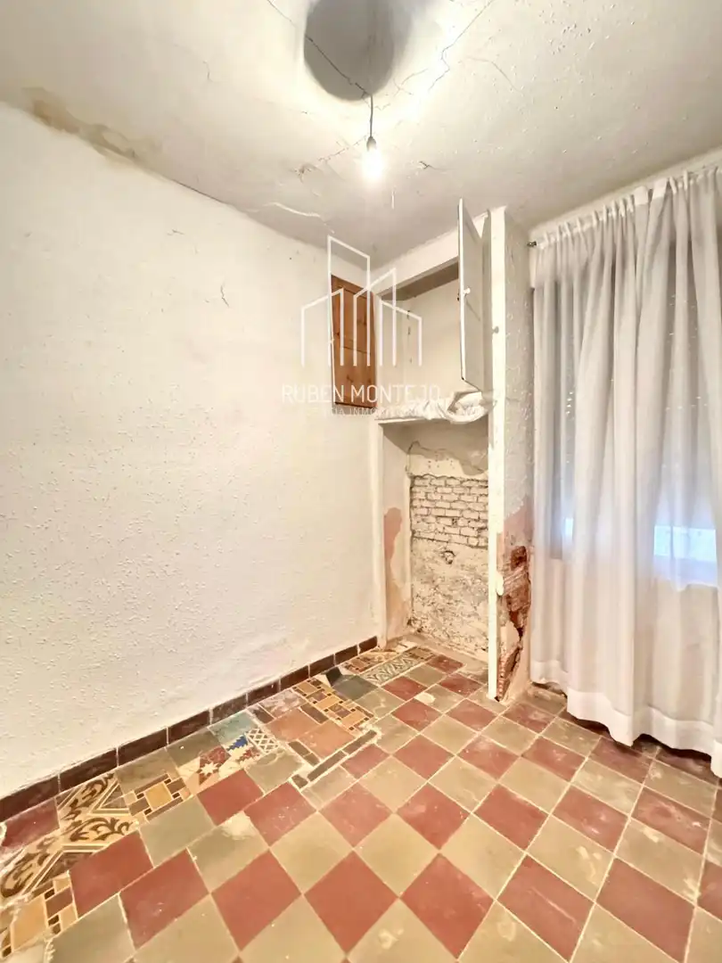 Casa adosada en venta en Gomecello con Calefacción, Terraza y Trastero