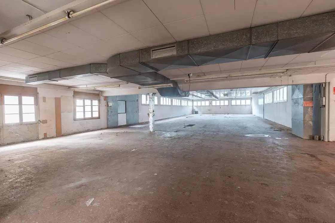 Nau industrial en venda a Olot, imagen 33