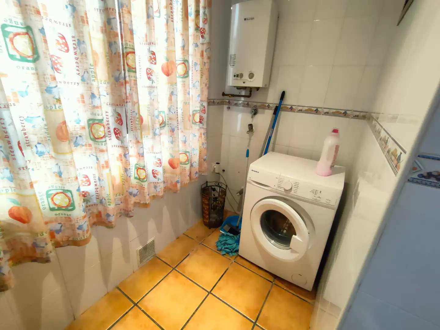 Piso con terraza en venta en Serafin Alvarez Campana 7, imagen 9