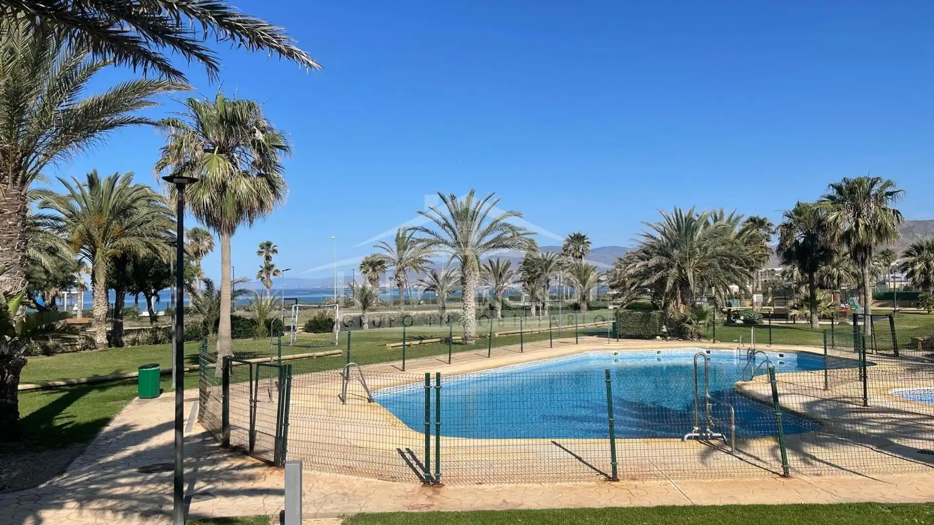 Swimming pool of Flat for sale in El Ejido  with Air Conditioner, Heating and Terrace