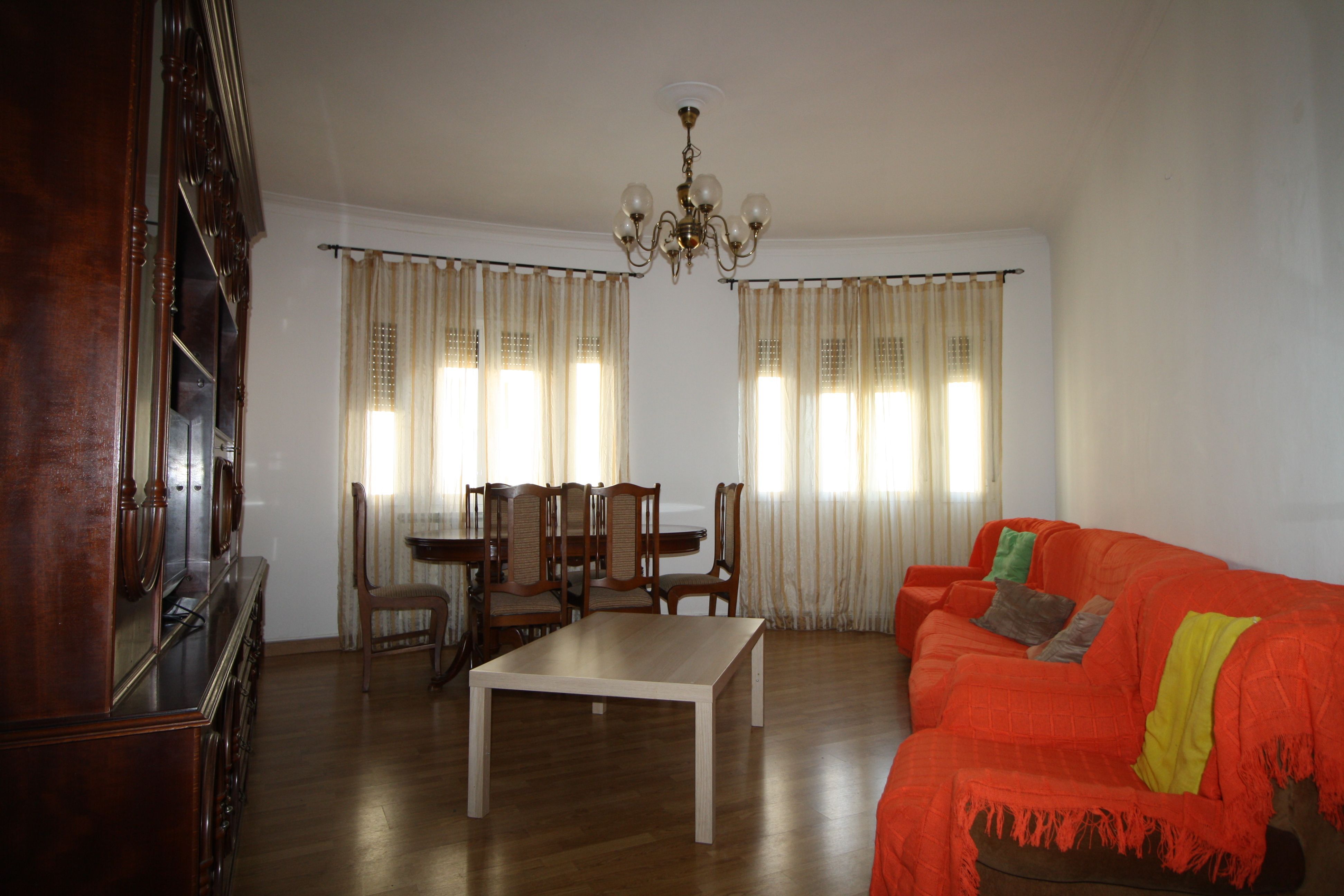 Flat to rent in Avenida de Valencia, Universidad San Francisco