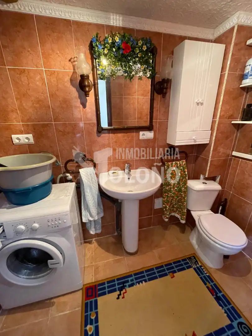 Baño de Dúplex en venta en Cuzcurrita de Río Tirón con Calefacción, Terraza y Amueblado
