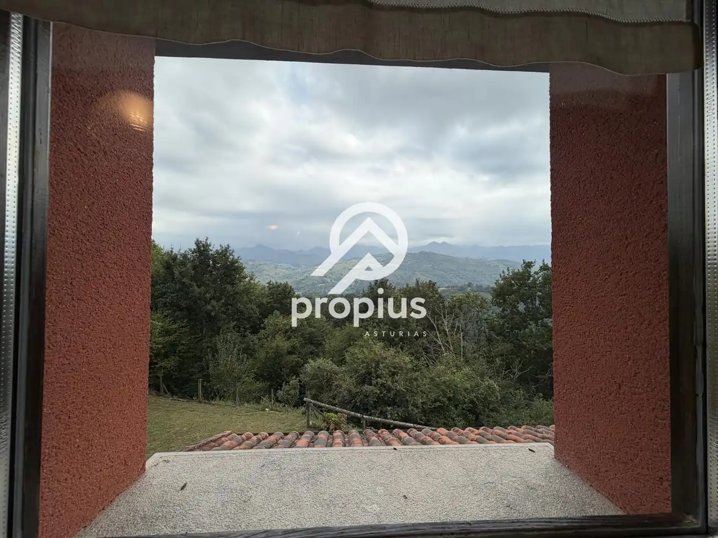 Casa adosada en venda en Cangas de Onís amb Calefacció, Jardí privat i Terrassa