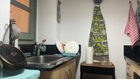 Kitchen of Flat for sale in Girona Capital