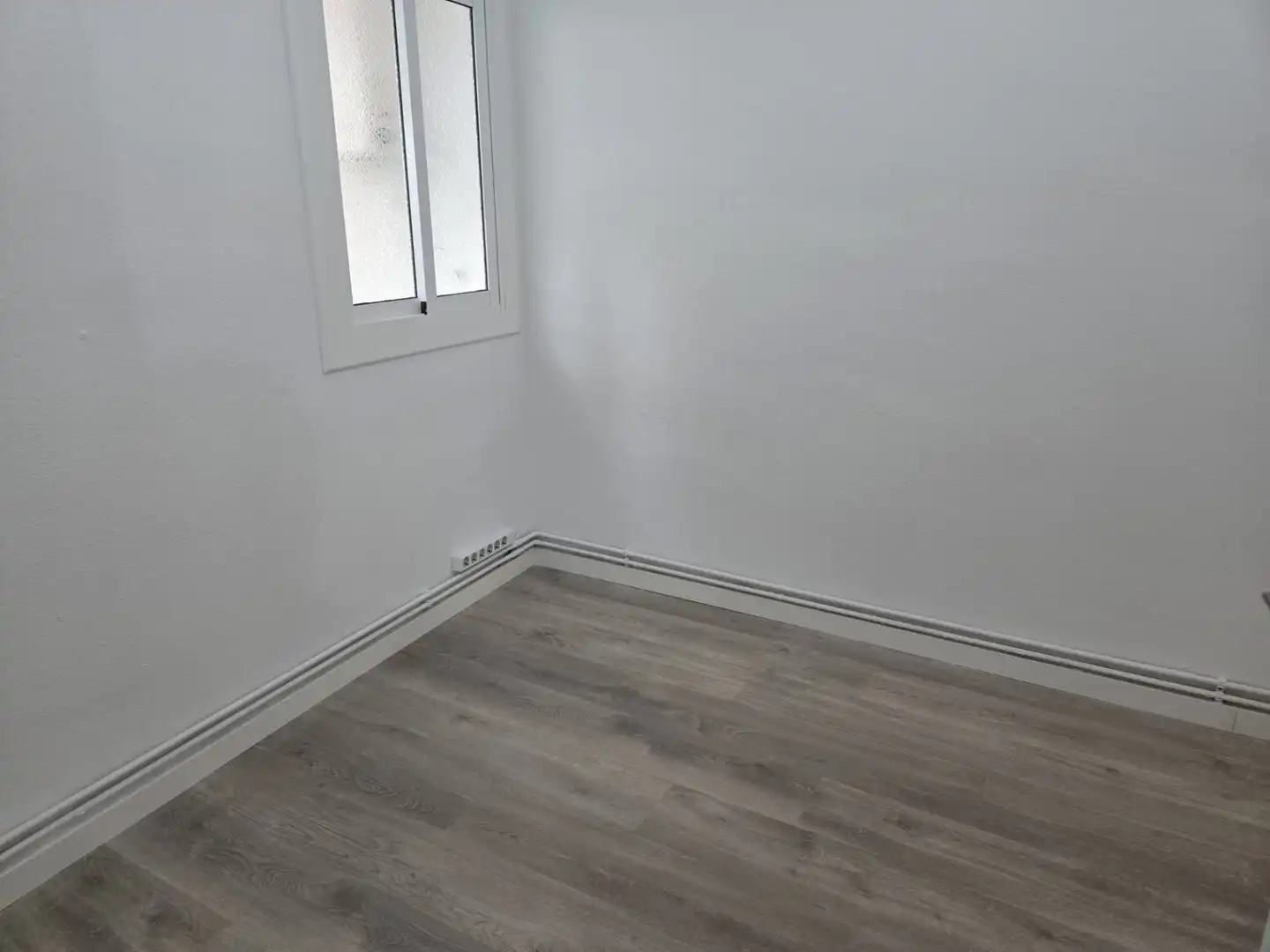 Bedroom of Flat for sale in L'Hospitalet de Llobregat  with Heating, Oven and Balcony