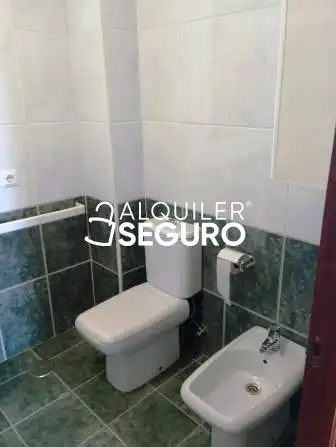 Bathroom of Flat for rent in Valladolid  with Heating, Terrace and Swimming Pool