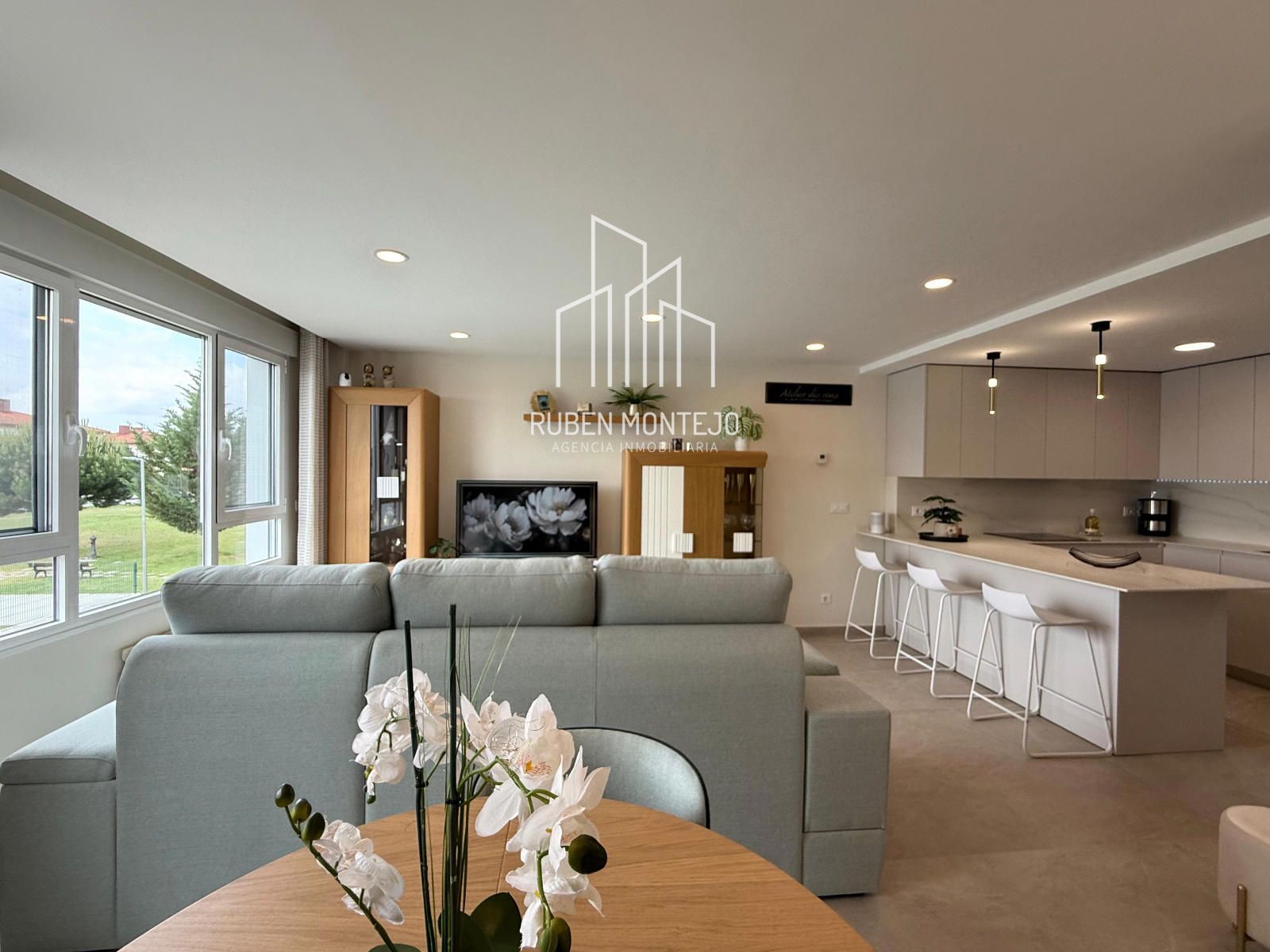 Sala de estar de Piso en venta en Castellanos de Moriscos con Aire acondicionado, Calefacción y Terraza