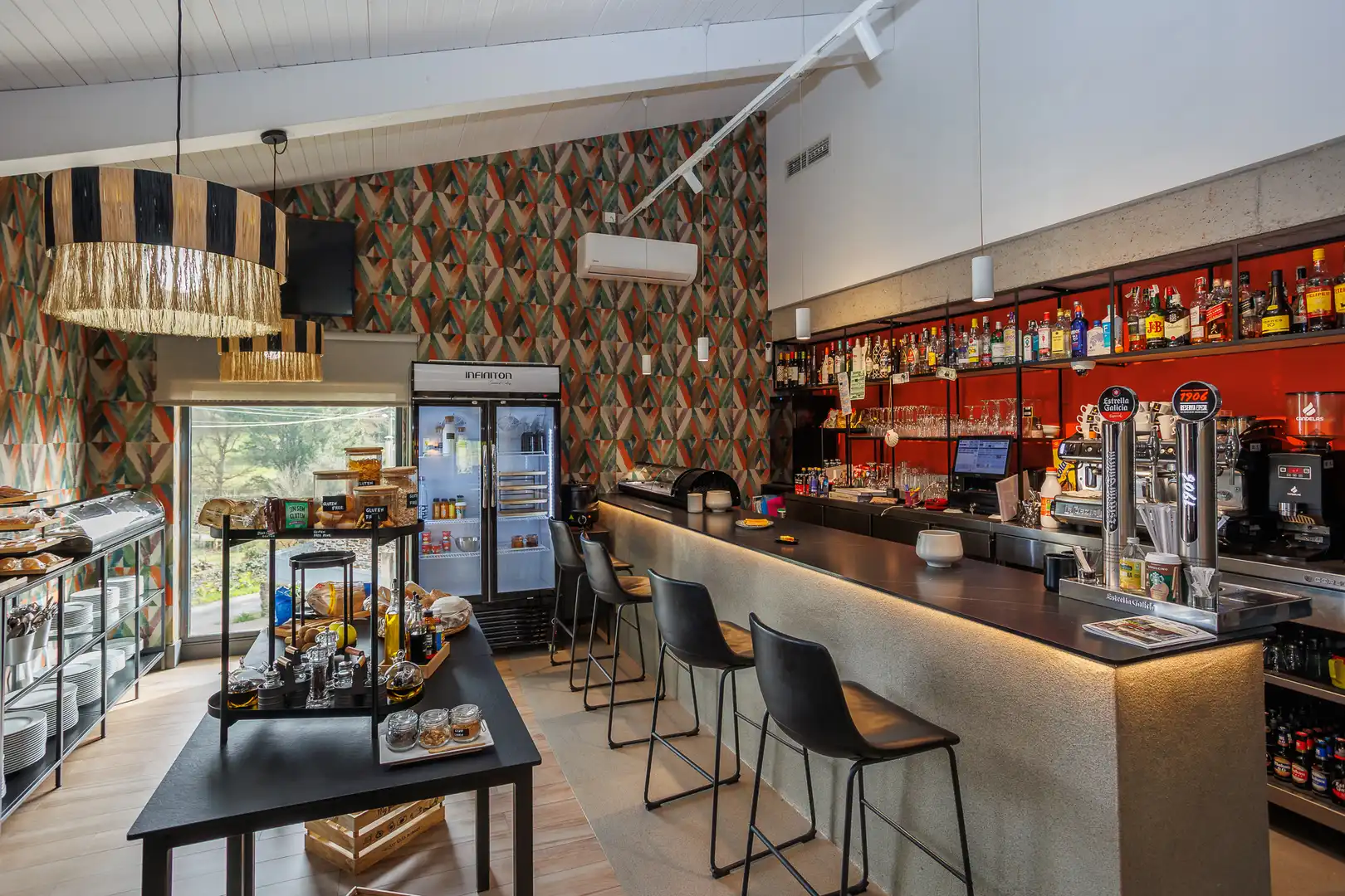 Commercial properties for sale in Friol  with Furnished