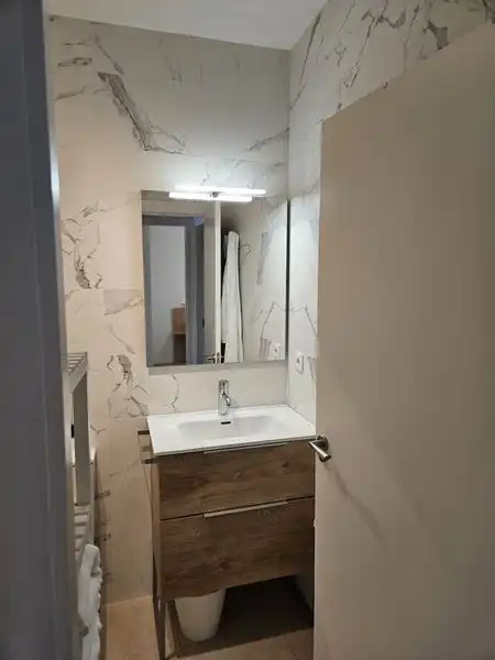 Baño de Casa adosada en venta en Peralta / Azkoien con Aire acondicionado, Calefacción y Jardín privado