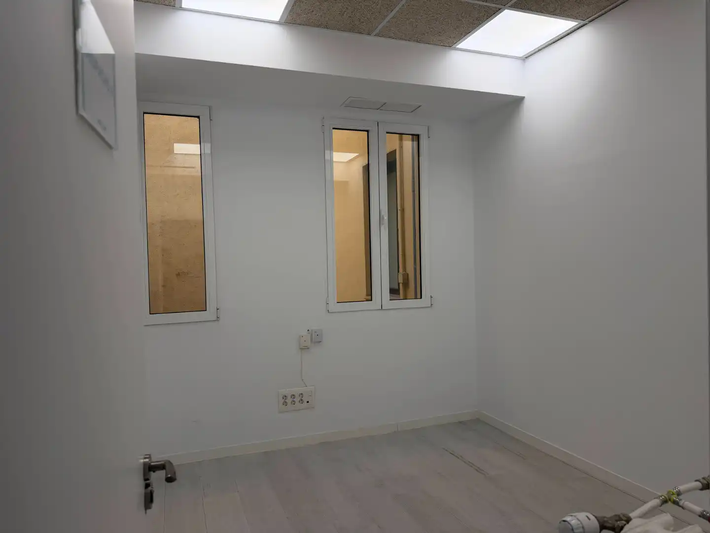Oficina de lloguer en Madrid amb Aire condicionat, Calefacció i Internet