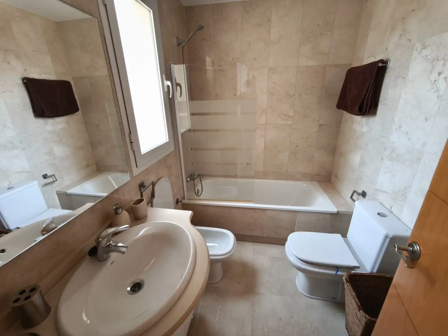 Baño de Ático en venta en Benalmádena con Aire acondicionado, Terraza y Trastero