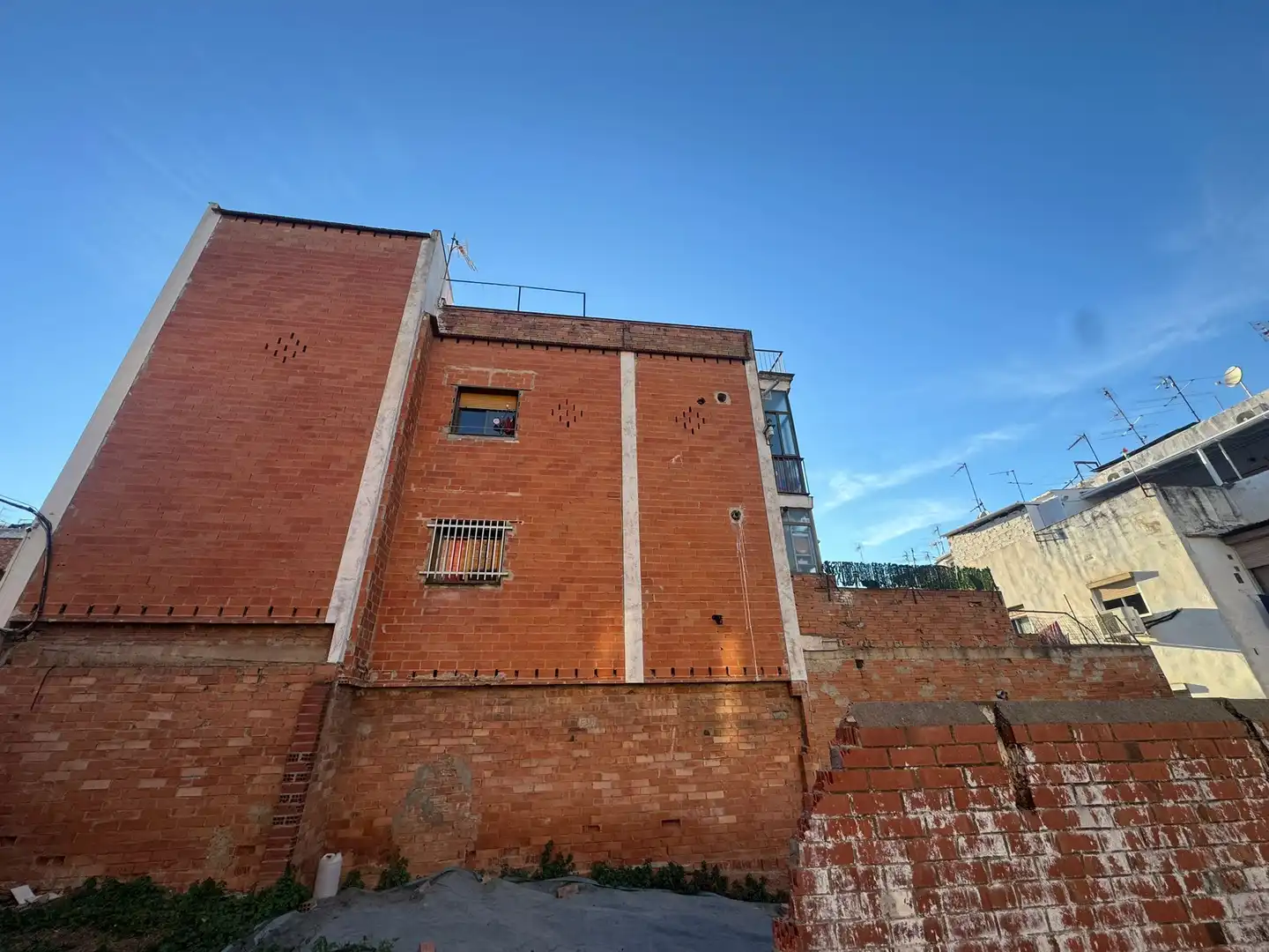Vista exterior de Residencial en venta en Santa Coloma de Gramenet