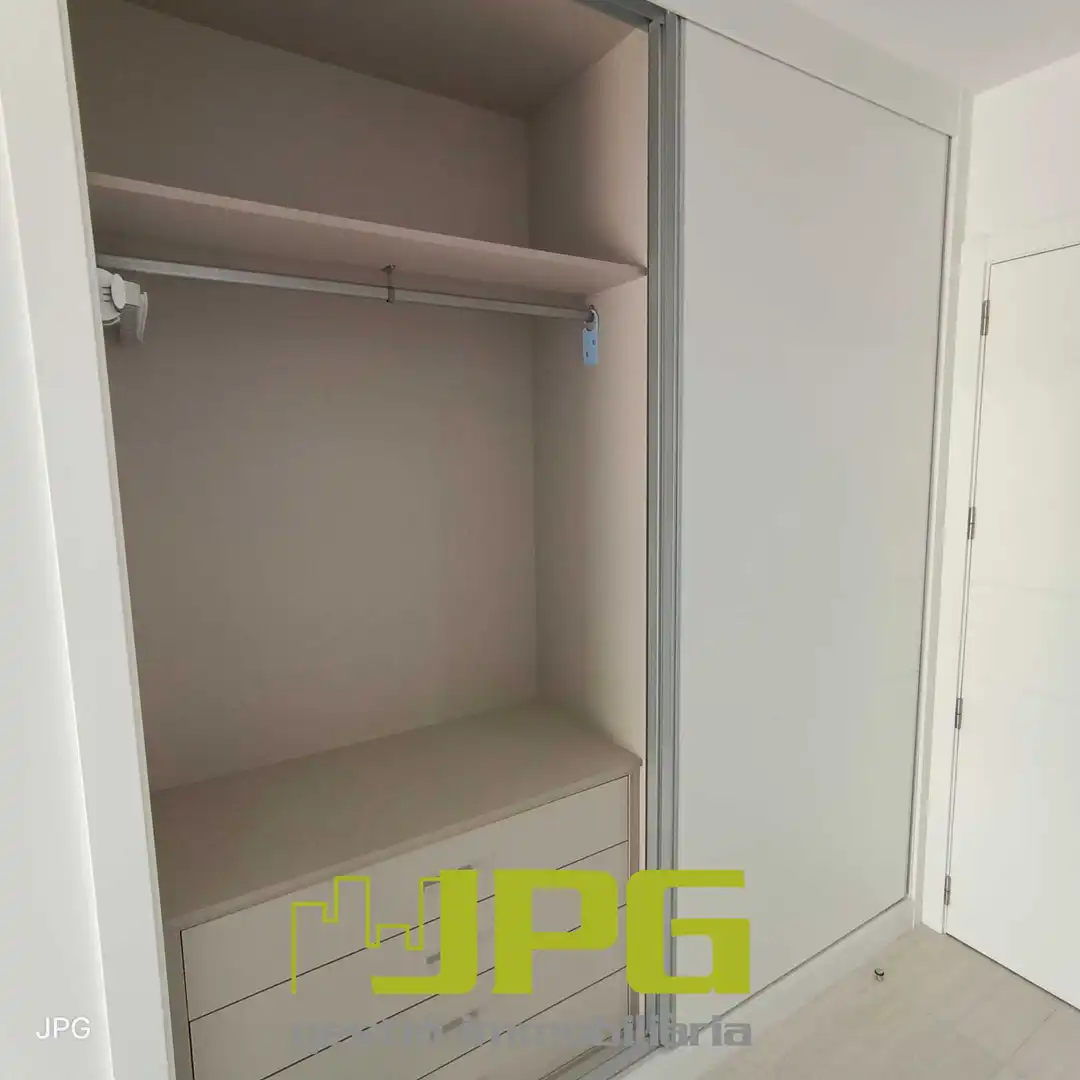 Piso en venta en Calle Violoncellista Vicente Perello, 1, PAU 5