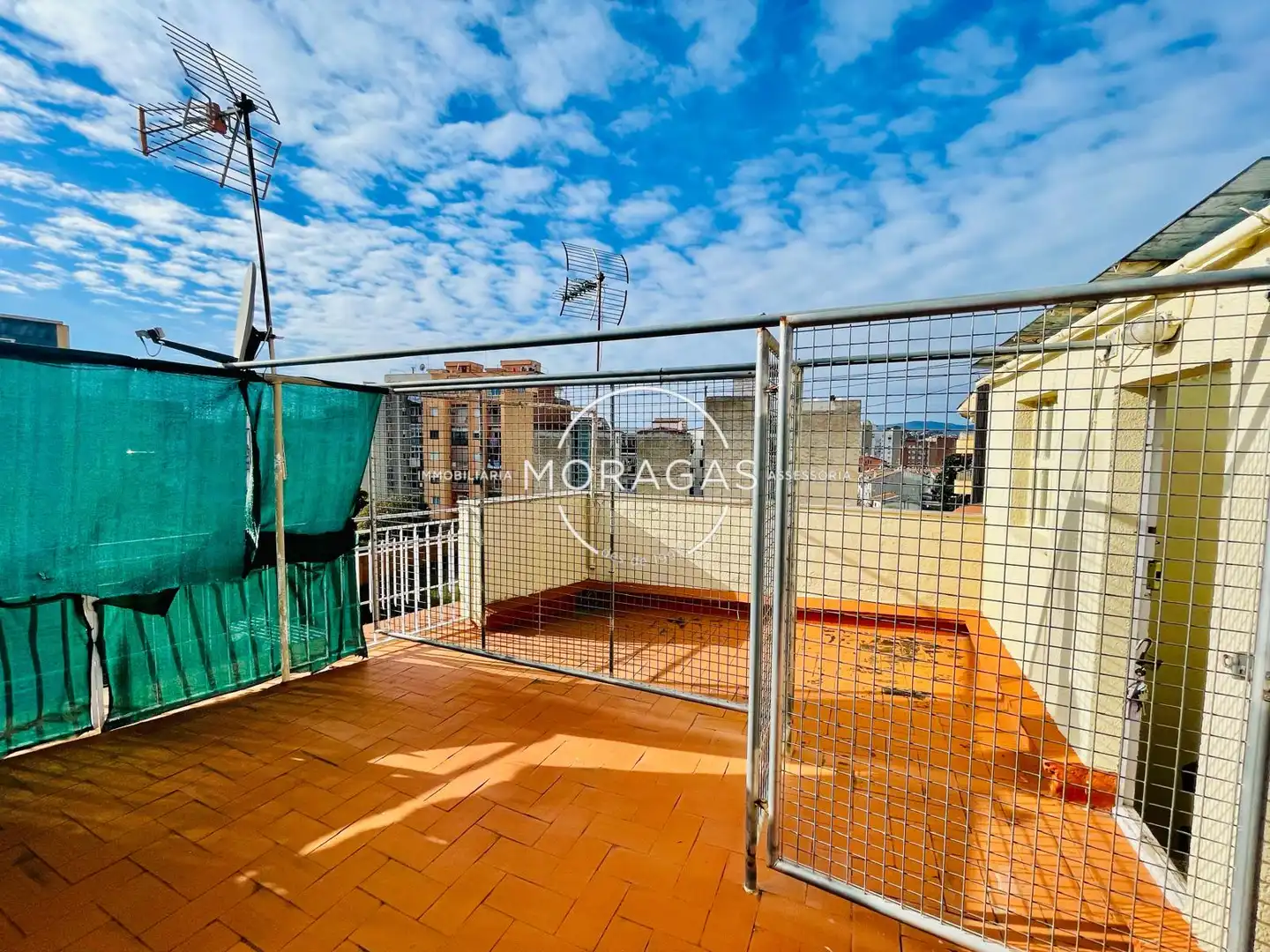 Terraza de Piso en venta en Granollers con Aire acondicionado, Calefacción y Horno