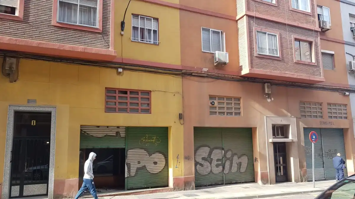 Local en venta en Calle Fray José Casanova, Barrio del Ave