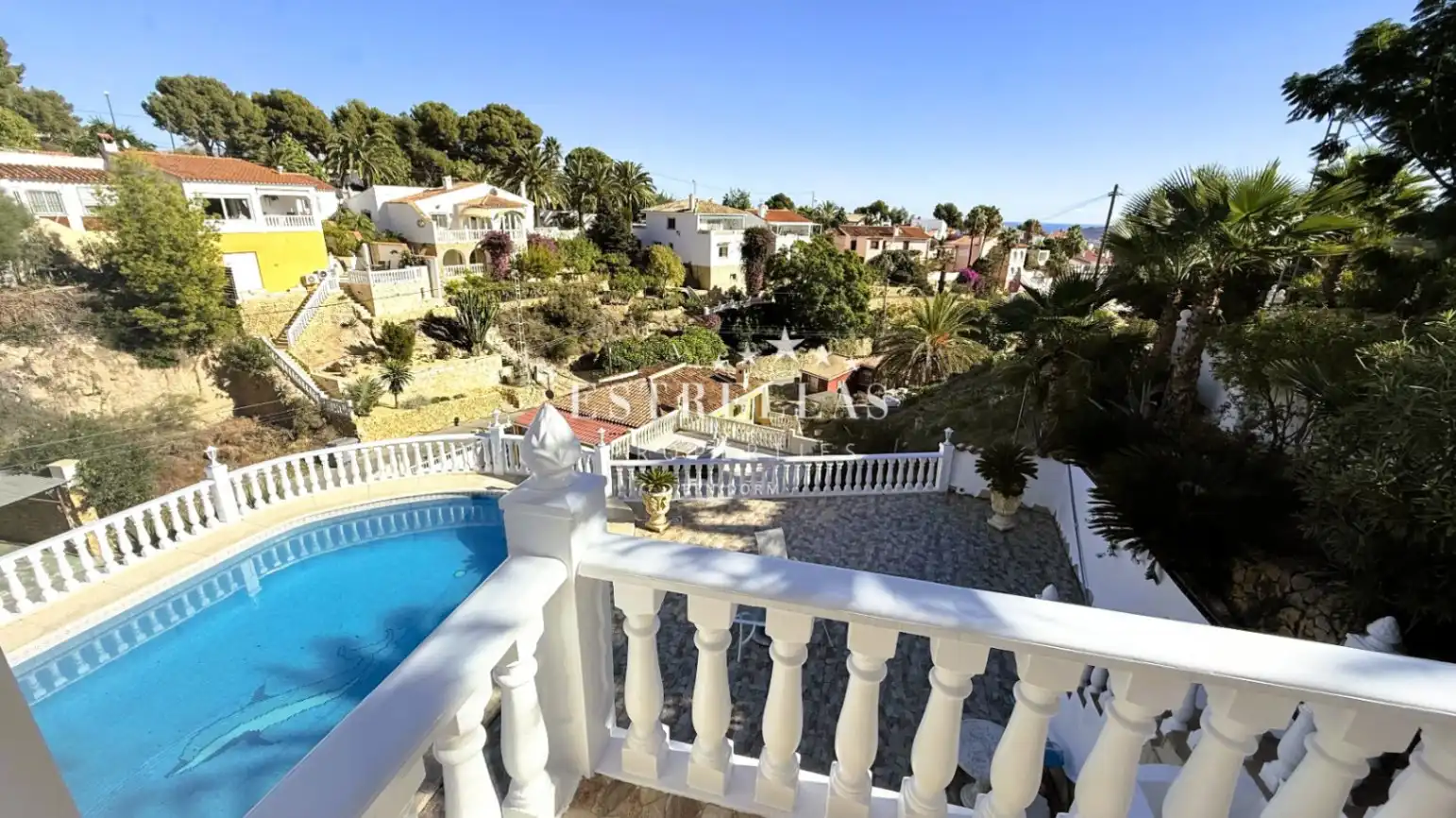 Vista exterior de Casa o xalet en venda en La Nucia amb Aire condicionat, Calefacció i Jardí privat