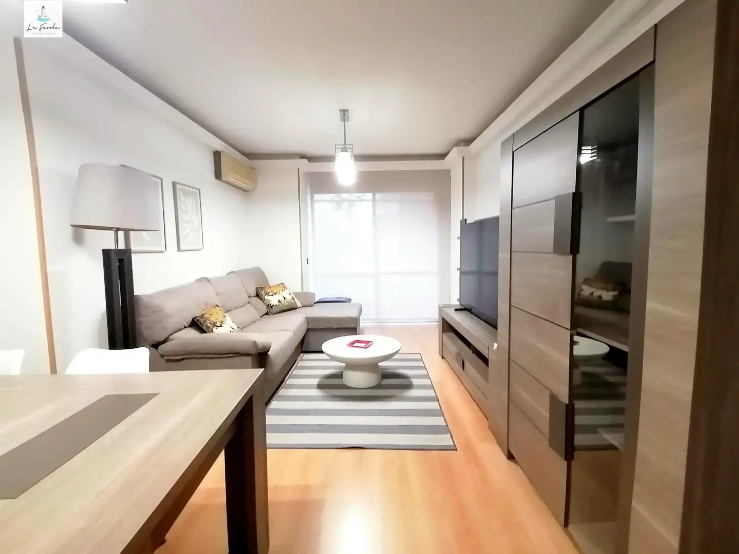 Living room of Flat for rent in Málaga Capital  with Air Conditioner, Terrace and Storage room