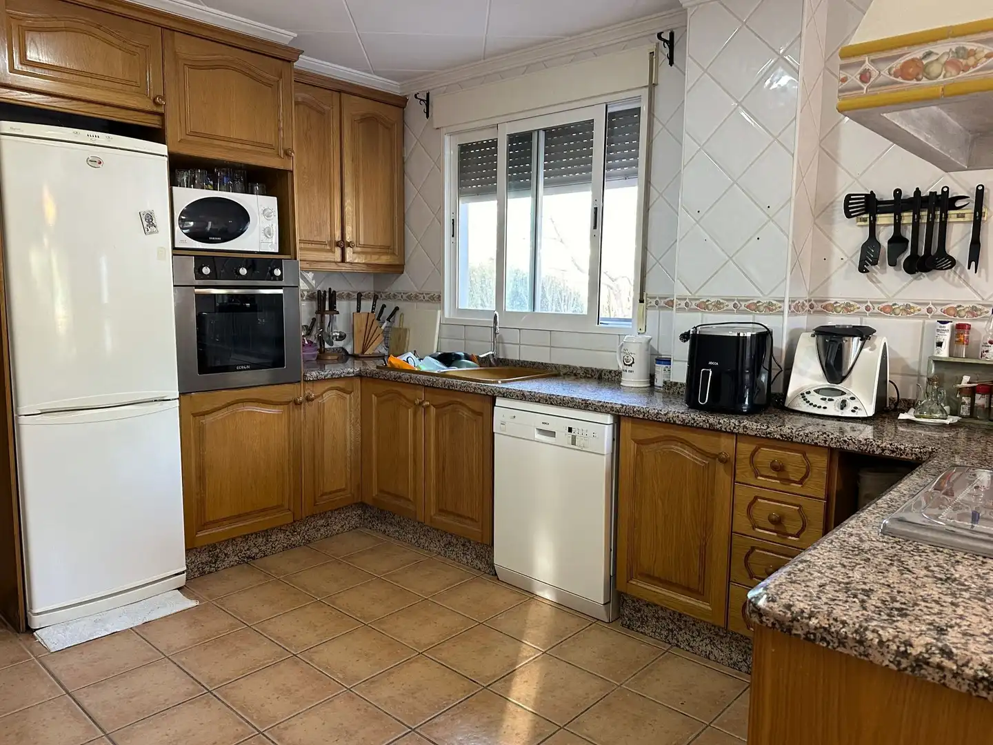 Cocina de Casa o chalet en venta en Ontinyent con Aire acondicionado, Calefacción y Jardín privado