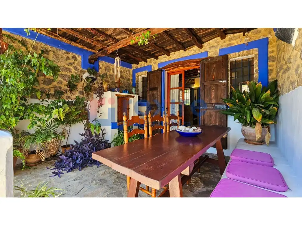 Jardí de Casa o xalet de lloguer en Sant Joan de Labritja amb Aire condicionat, Calefacció i Jardí privat