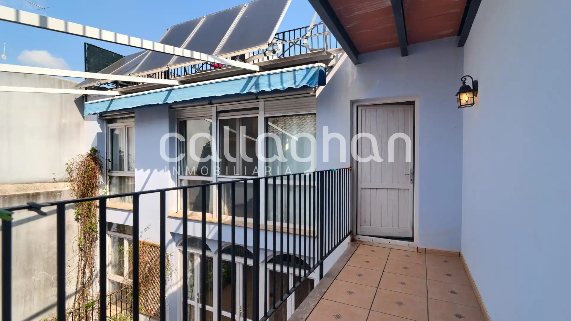 Exterior view of Detached homes for sale in Alzira  with Air Conditioner, Heating and Terrace