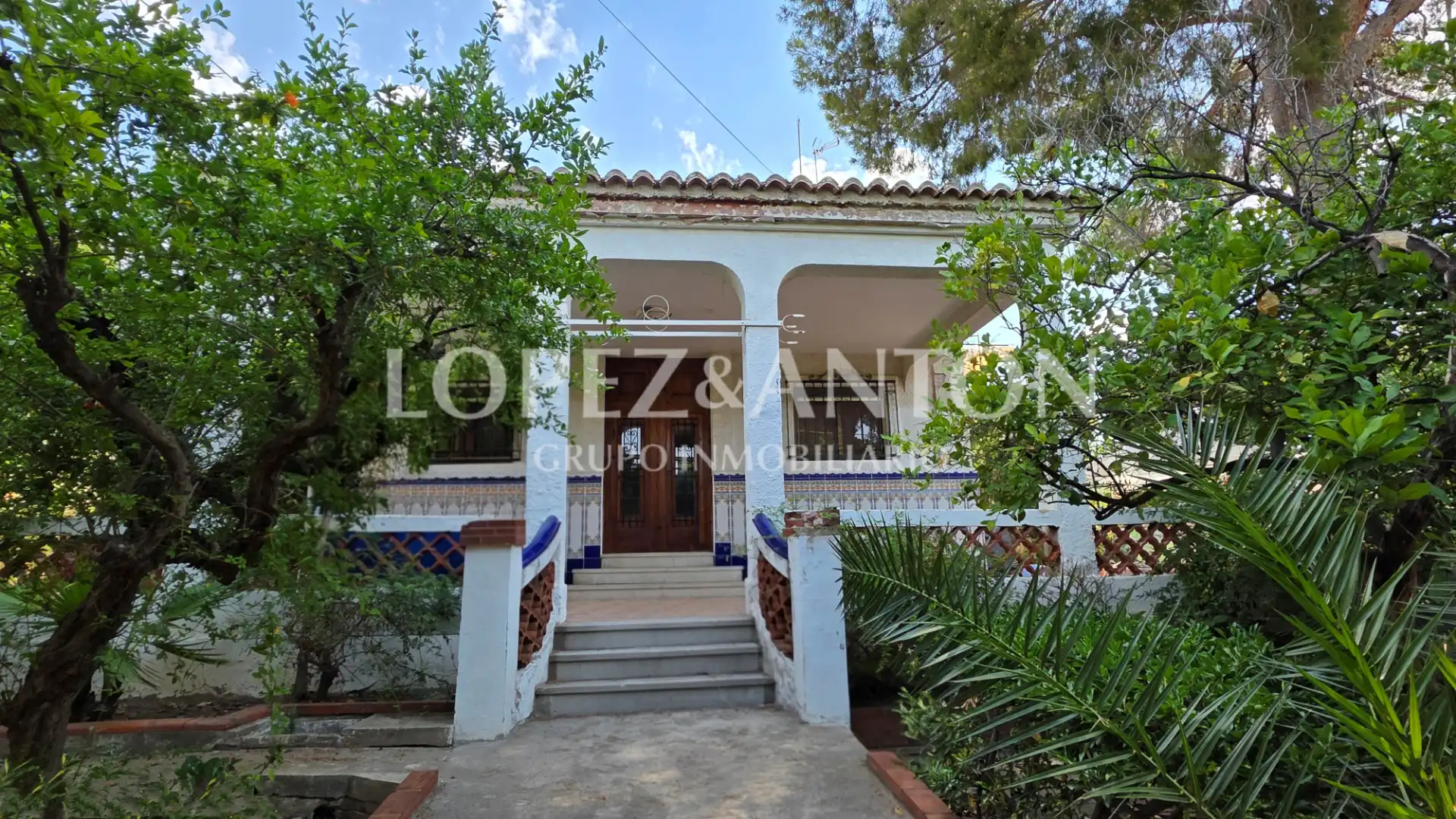 Vista exterior de Casa o chalet en venta en Paterna con Aire acondicionado, Jardín privado y Terraza