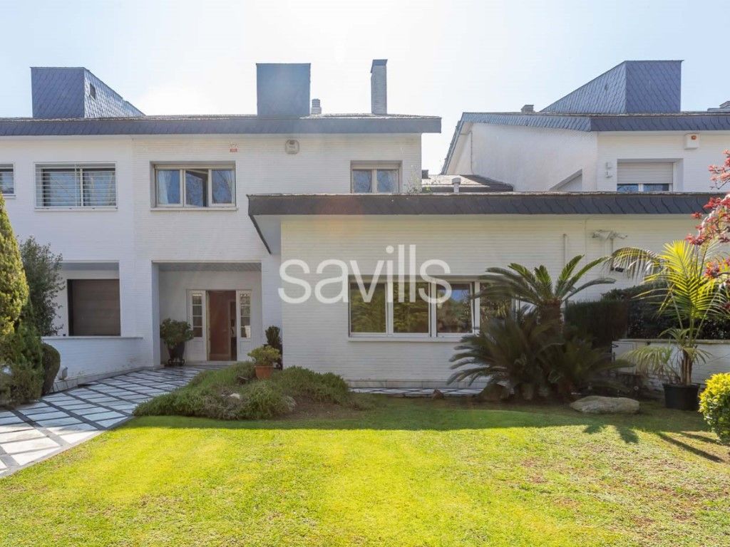 Jardín de Casa o chalet en venta en  Barcelona Capital con Jardín privado, Terraza y Piscina