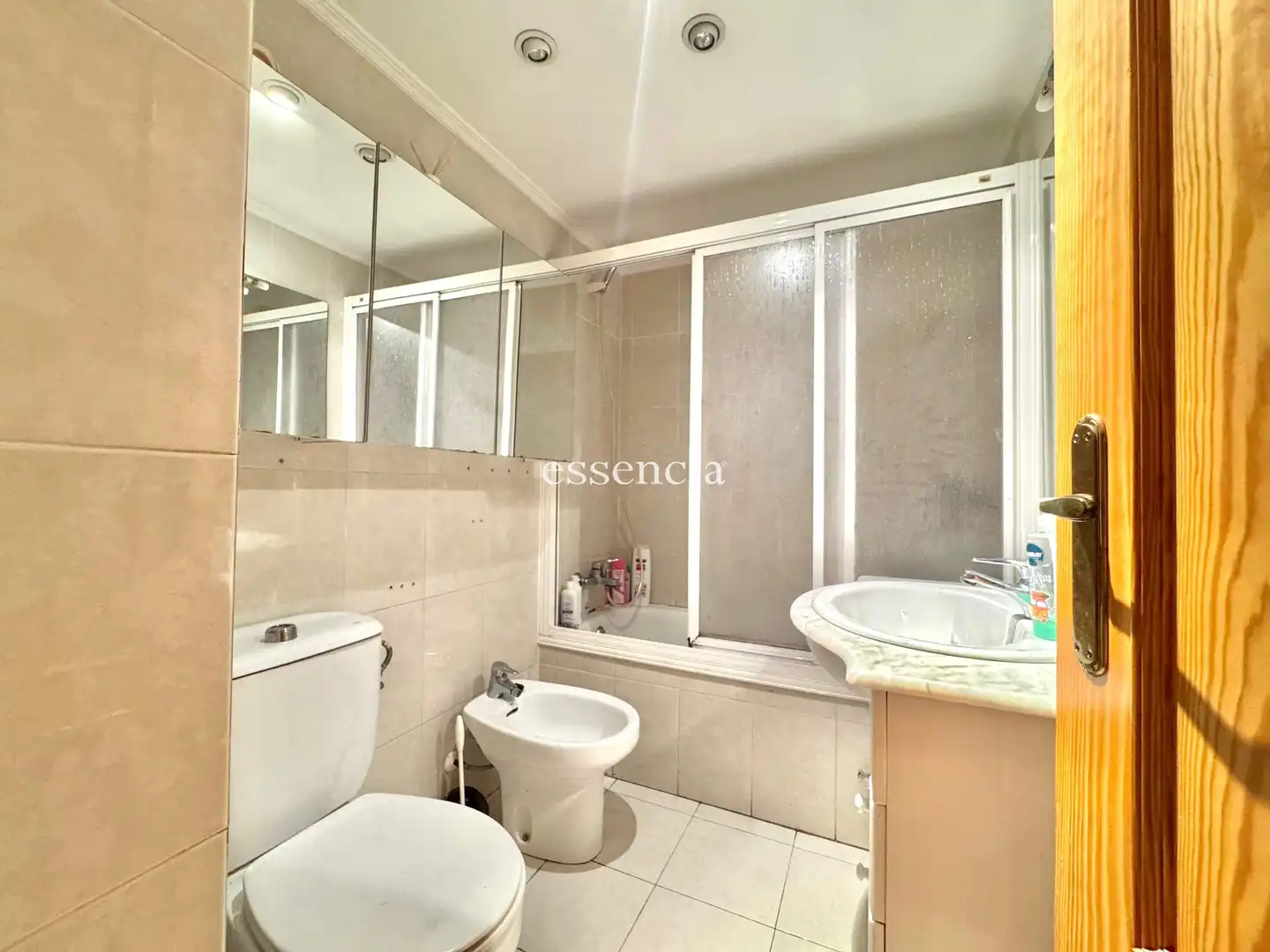Baño de Piso en venta en Gandia con Balcón
