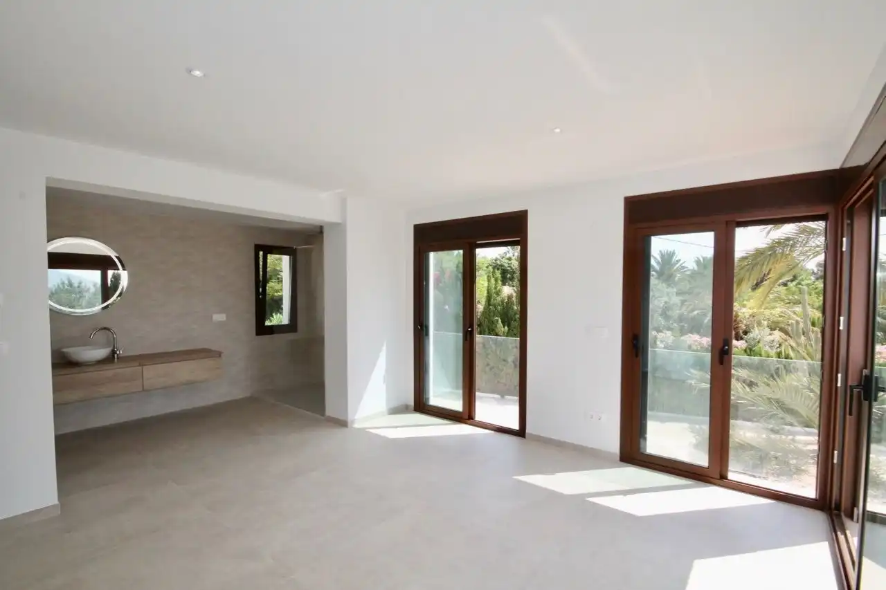 Casa o xalet en venda en L'Alfàs del Pi amb Aire condicionat, Calefacció i Jardí privat