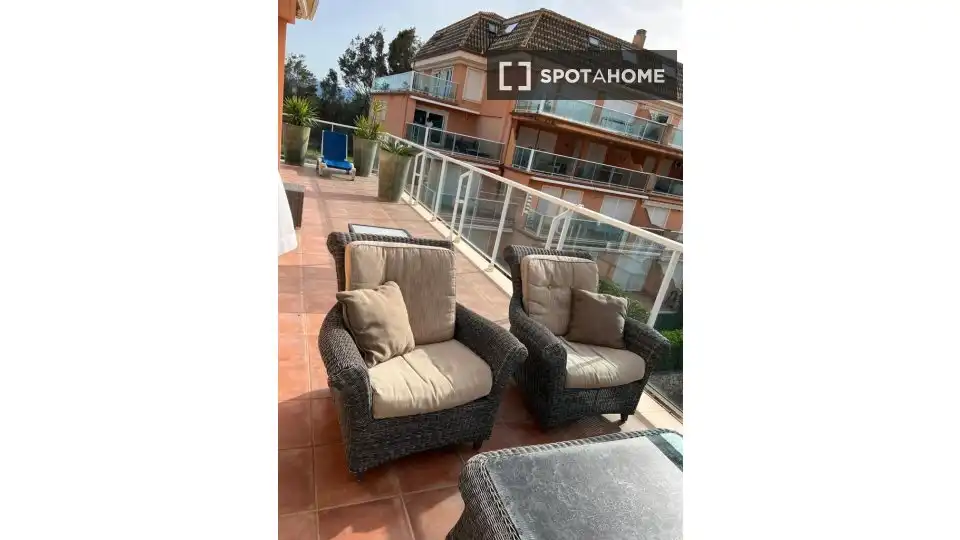 Terrassa de Apartament per a compartir en Dénia amb Aire condicionat, Calefacció i Terrassa