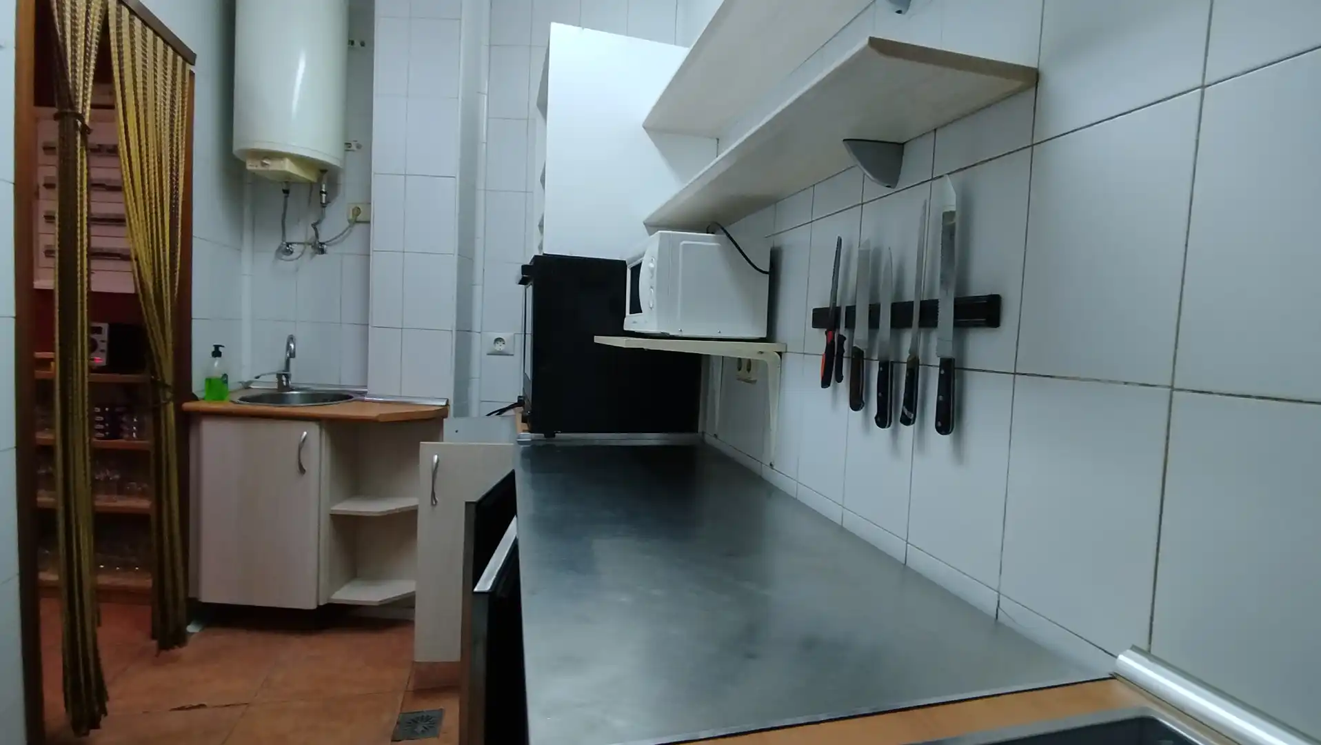 Cocina de Local de alquiler en Azuqueca de Henares con Aire acondicionado, Calefacción y Amueblado