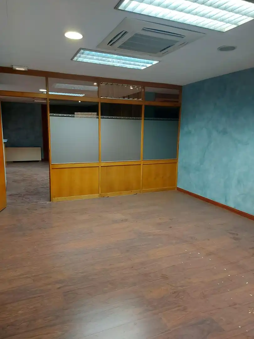 Office for sale in Murcia  with Air Conditioner and Heating