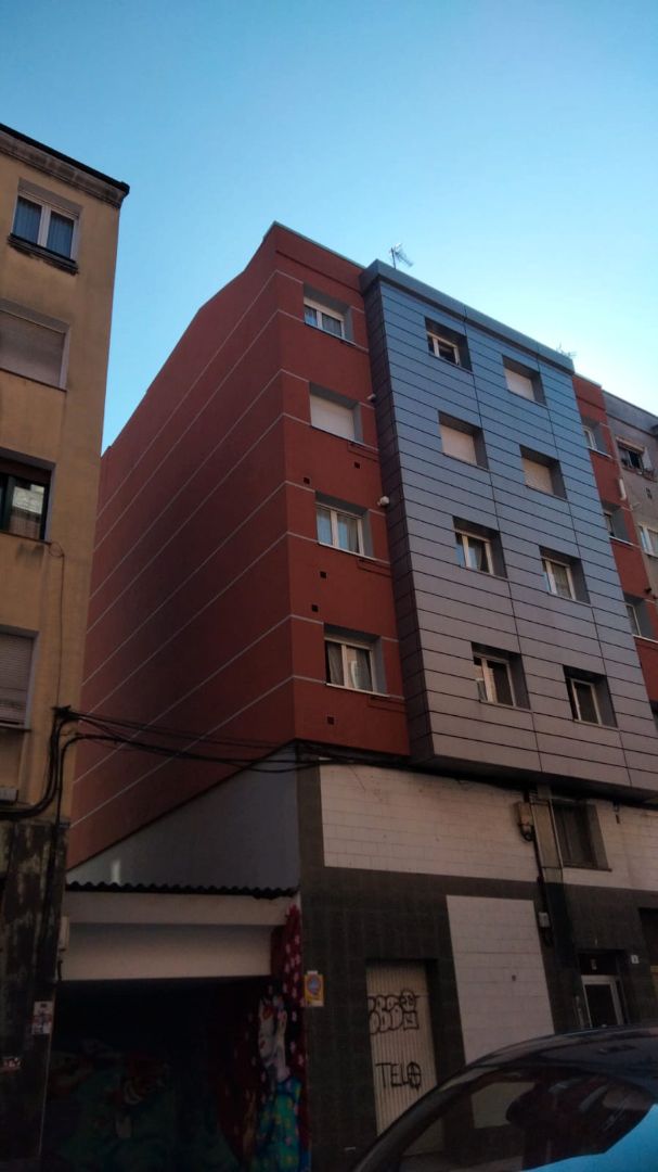 Vista exterior de Pis en venda en Gijón  amb Calefacció