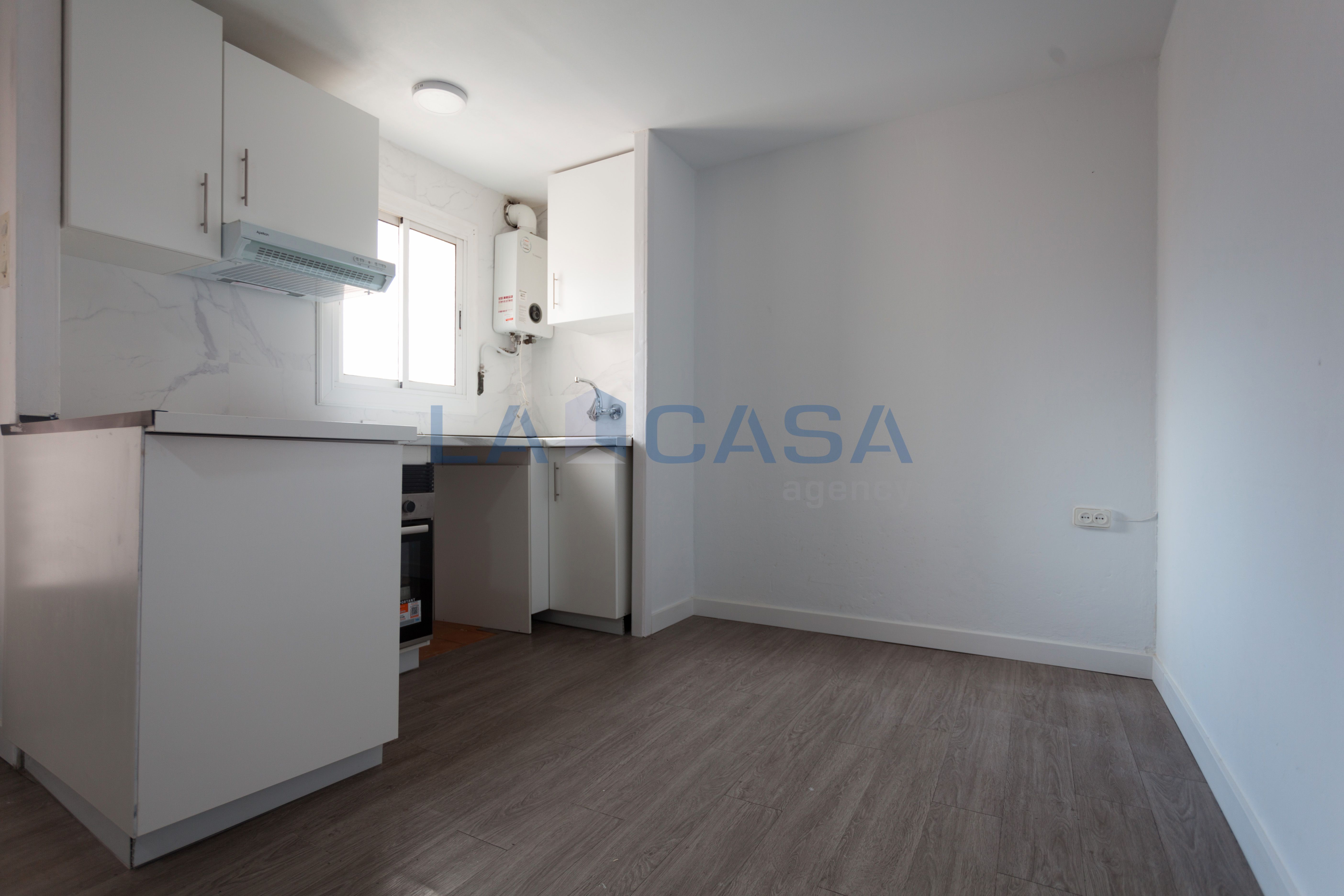 Cuina de Pis en venda en L'Hospitalet de Llobregat amb Balcó