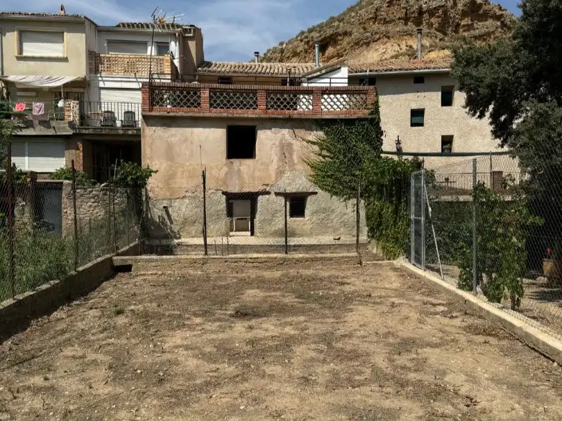 Local de alquiler en Aguilar del Río Alhama con Terraza y Amueblado