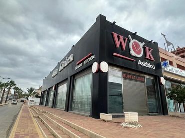 Local commercial à louer à Puerto de Mazarrón