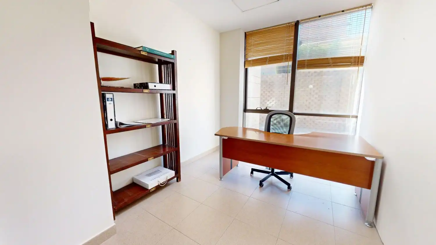 Office for sale in Aljamar