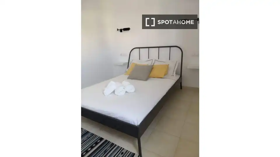 Habitación de Piso para compartir en  Palma de Mallorca con Aire acondicionado, Calefacción y Amueblado