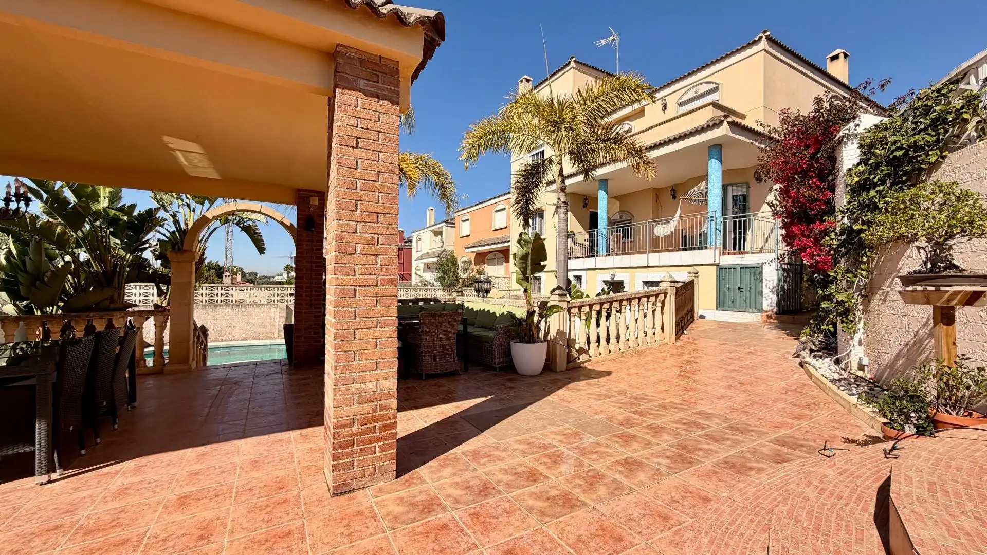 Exterior view of Houses for sale in Elche / Elx  with Air Conditioner, Heating and Terrace