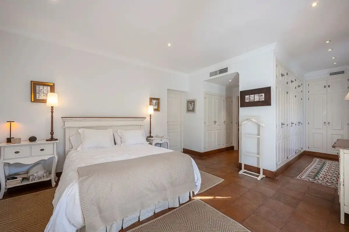Chalet con piscina en venta en Calahonda, imagen 36