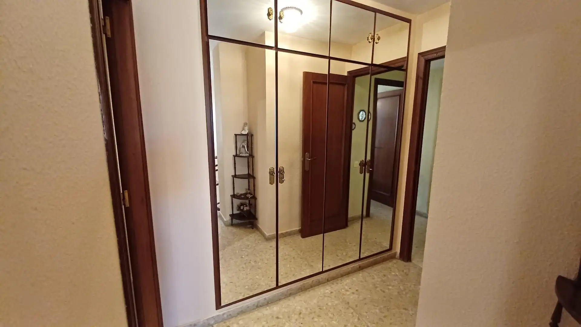 Piso en venta en Valencia con Aire acondicionado, Calefacción y Trastero