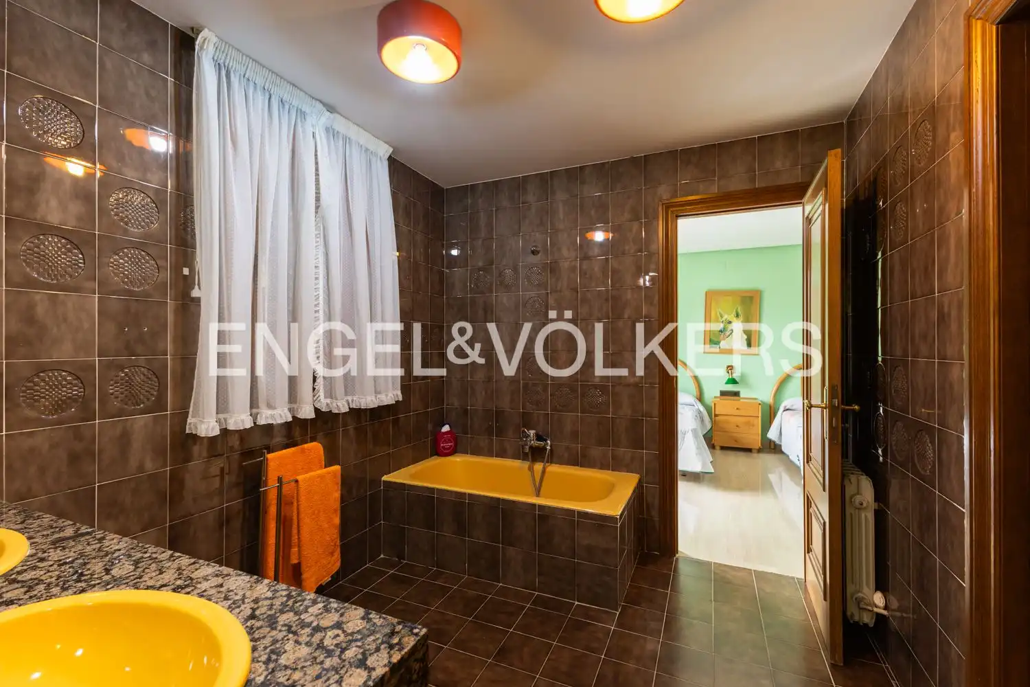 Baño de Casa o chalet en venta en Chiva con Aire acondicionado, Calefacción y Jardín privado
