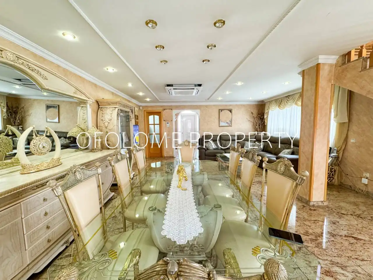 Comedor de Casa o chalet en venta en Santa Perpètua de Mogoda con Aire acondicionado, Calefacción y Jardín privado