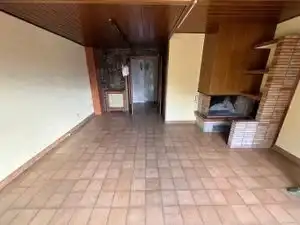 Einfamilien-Reihenhaus zum Verkauf in Vic mit Heizung, Terrasse und Ofen
