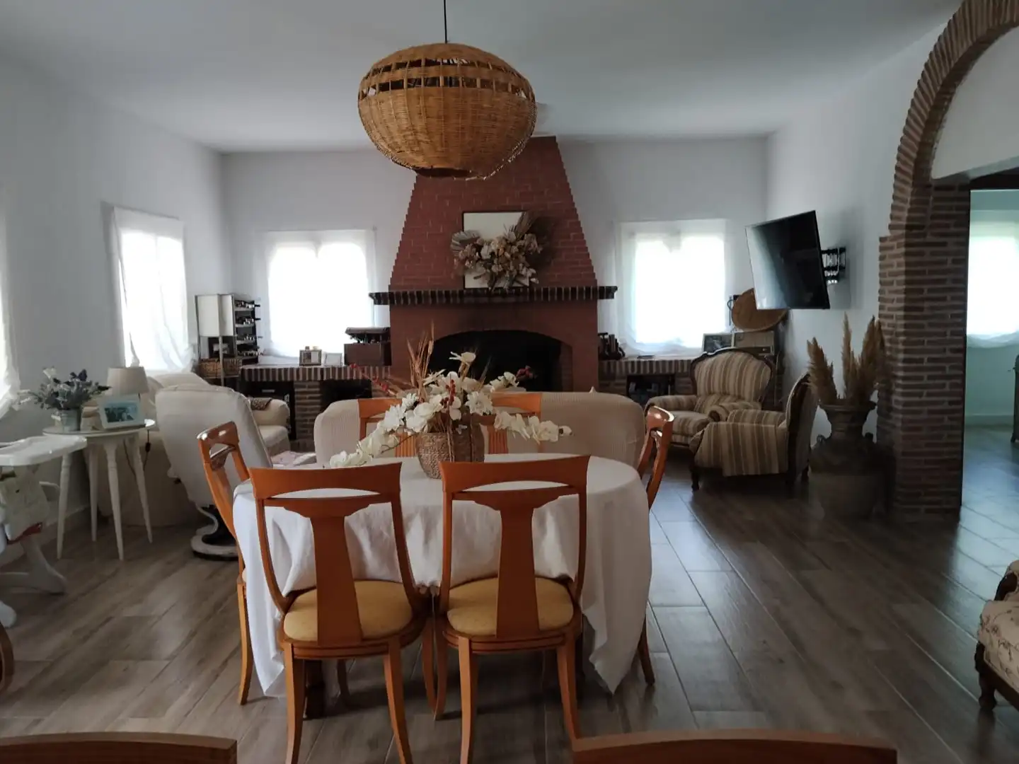 Comedor de Casa o chalet de alquiler en Vélez de Benaudalla con Aire acondicionado, Jardín privado y Terraza