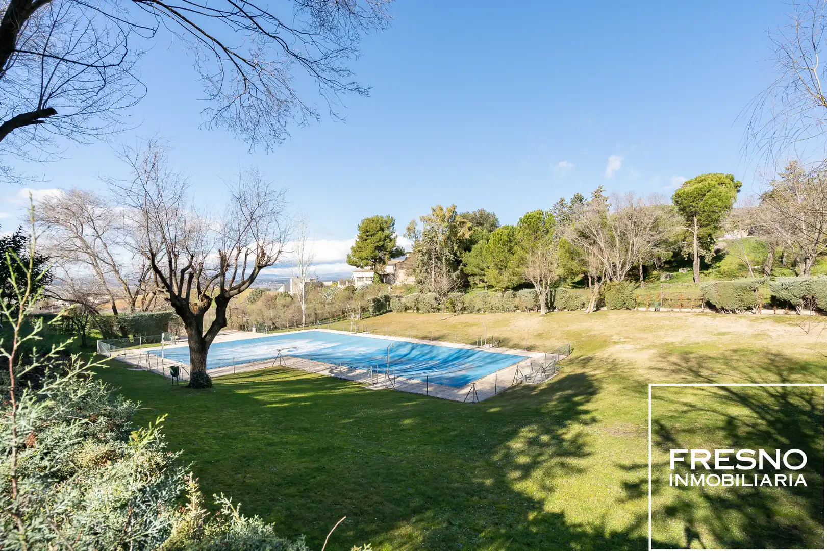 Swimming pool of Houses for sale in Algete