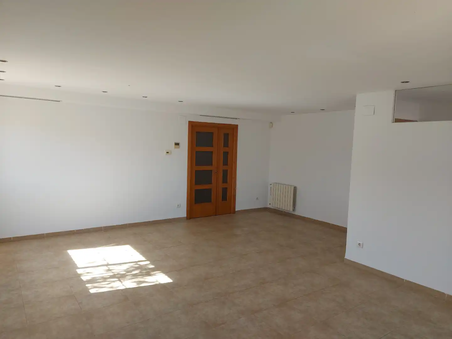 Casa o xalet en venda en La Pobla de Vallbona amb Aire condicionat, Calefacció i Jardí privat